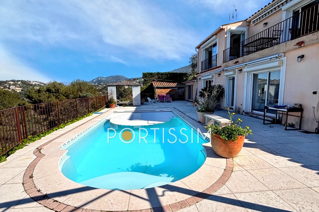 Villa in Colomars, Provence-Alpes-Côte d'Azur, France 1 - 17440656