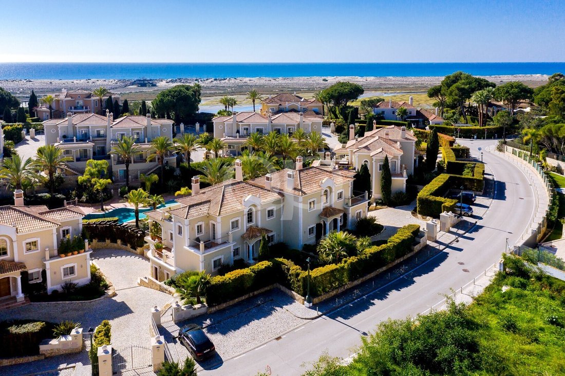 Villa in Quinta do Lago, Almancil, Portugal 2 - 17449943