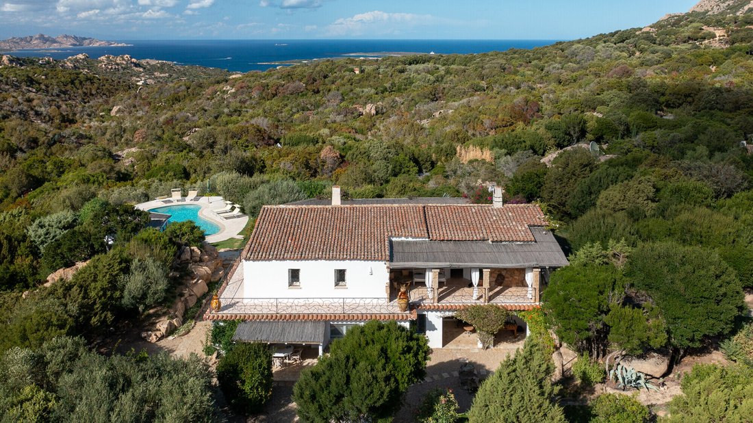 Villa in Marina di Porto Cervo, Porto Cervo, Italy 5 - 17449295