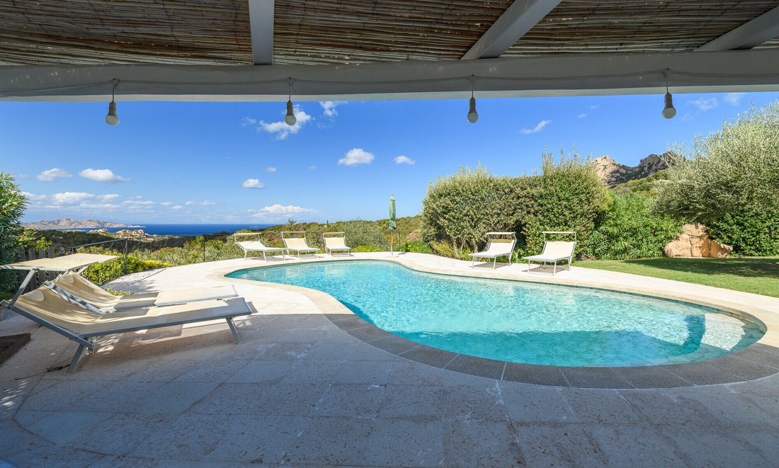 Villa in Marina di Porto Cervo, Porto Cervo, Italy 1 - 17449295