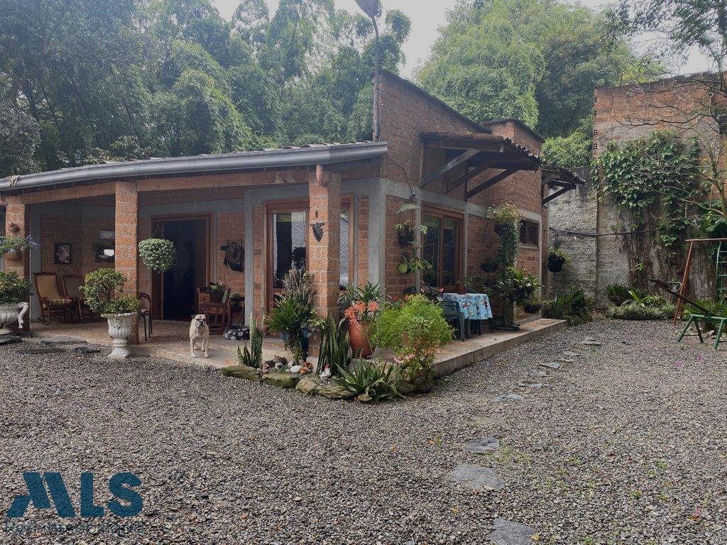 House in La Estrella, Antioquia, Colombia 1 - 17449005