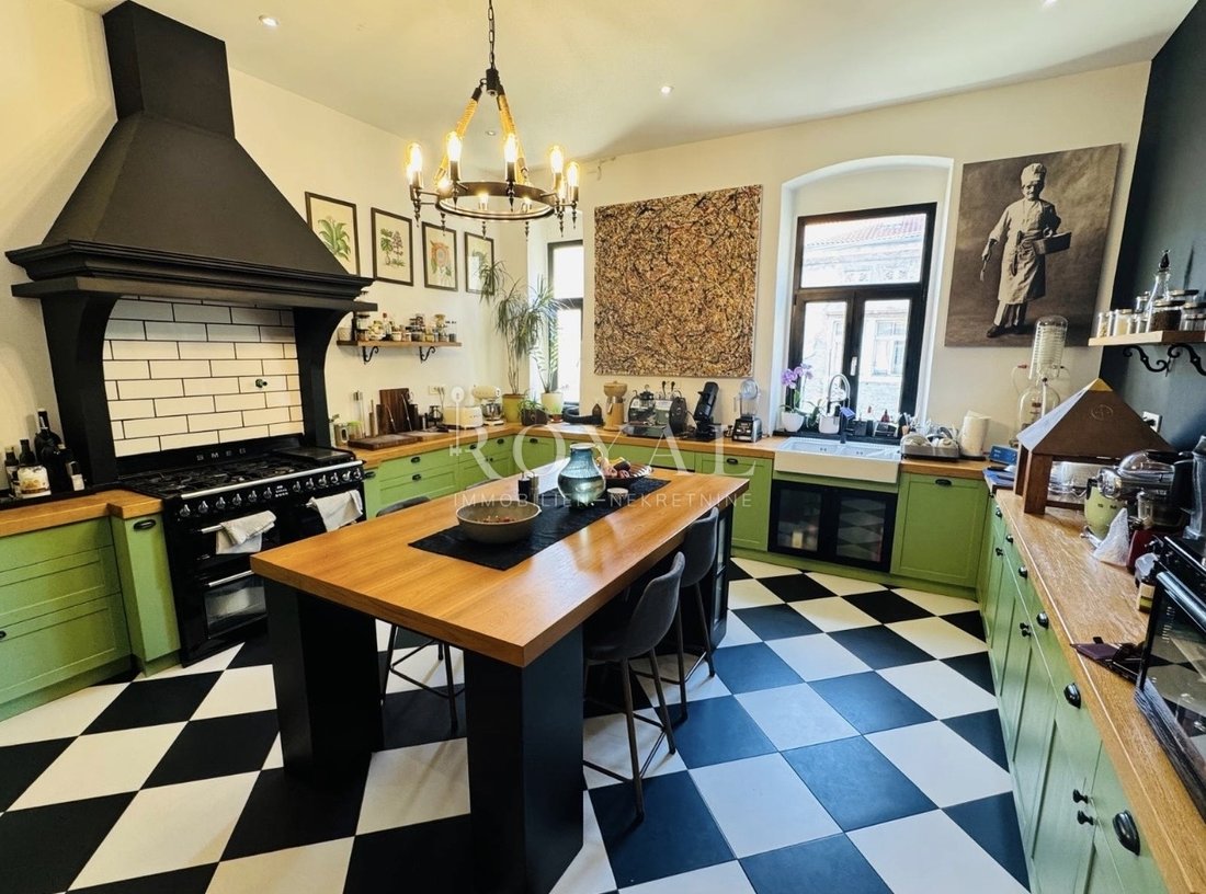 Apartment in Mjesni odbor Luka, Grad Rijeka, Primorje-Gorski Kotar County 1 - 17449091