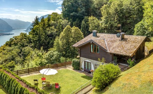 Apartment in Bellagio, Lombardy, Italy 1