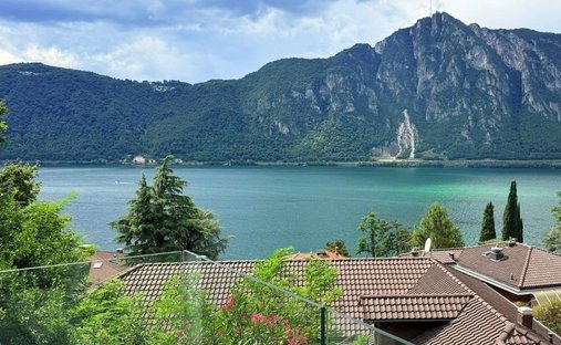 Villa a Campione d'Italia, Lombardia, Italia 1