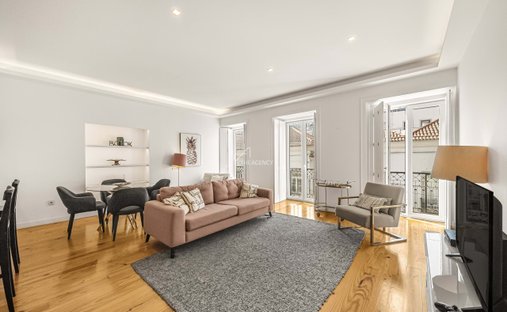 Apartment in Misericordia, Lisbon, Portugal 1