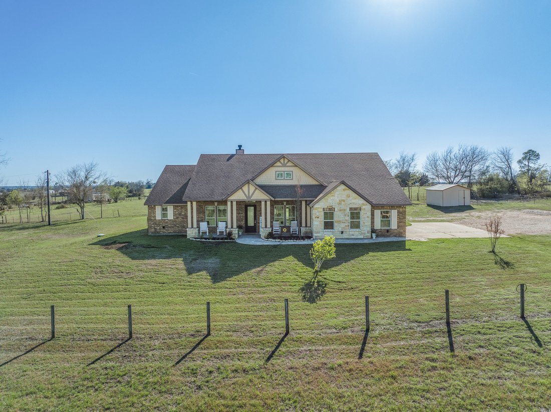 Bellville, Texas, United States 1 - 17450068