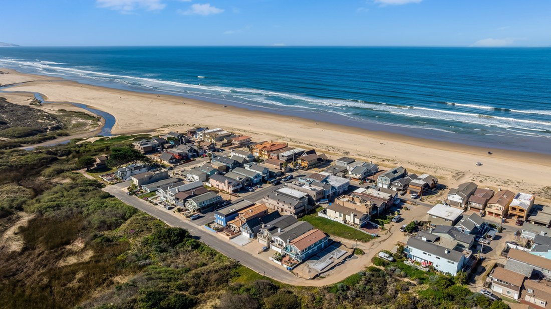 Oceano, California, United States 4 - 17450210