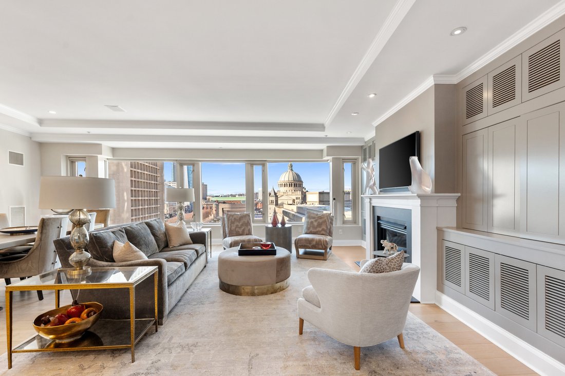 Condo in Boston, Massachusetts, United States 2 - 17450132