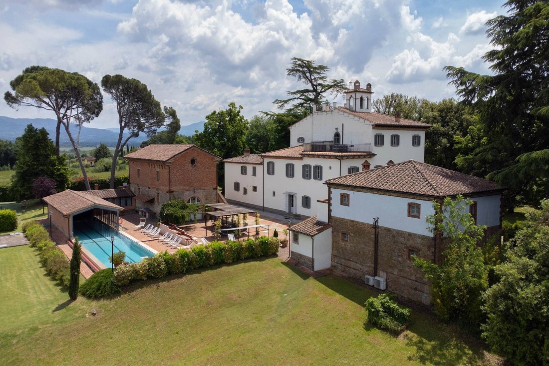 House in Monte San Savino, Tuscany, Italy 1 - 17450032