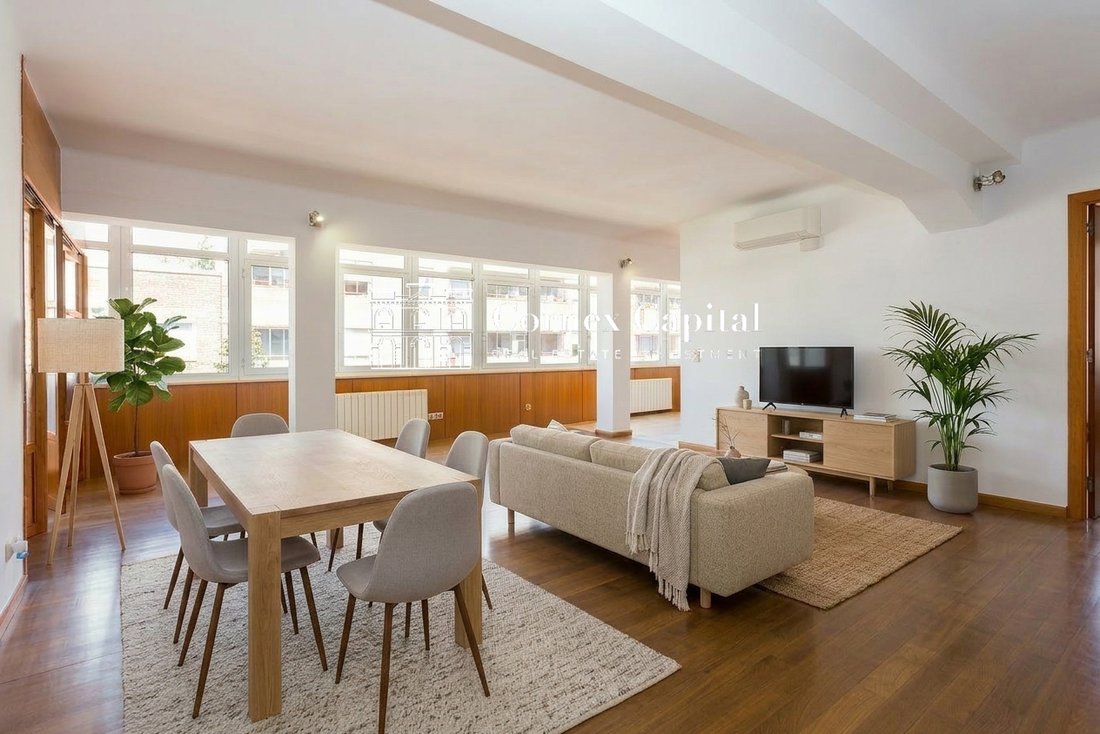Apartment in Eixample, Barcelona, Spain 3 - 17449996