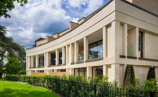 Villa in Thame, England 1
