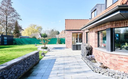 House in Capinghem, Hauts-de-France, France 1