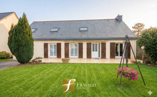 House in Poulfranc et Marais, Sene, France 1