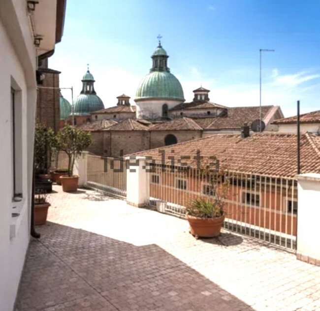 Apartment in Cathedral - Piazza dei Signori, Treviso, Italy 1 - 17453577