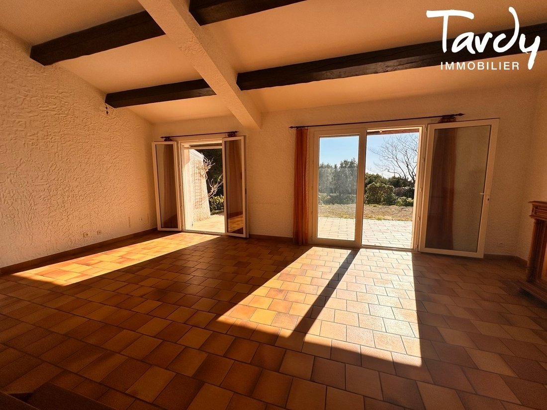 Villa in Saint-Cyr-sur-Mer, Provence-Alpes-Côte d'Azur, France 5 - 17191739