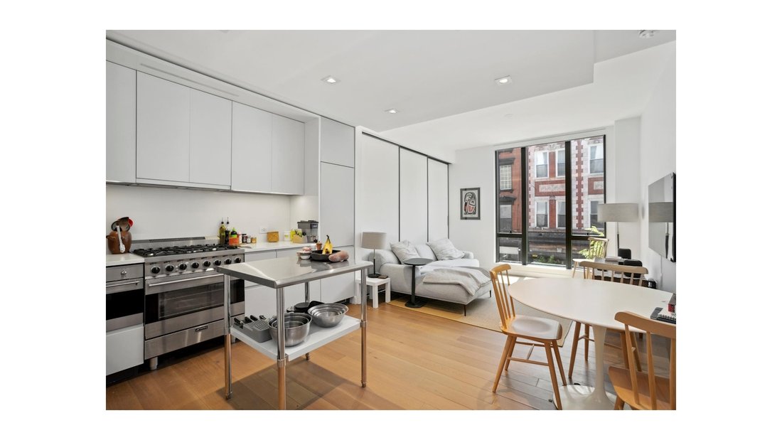 Condo in New York, New York, United States 1 - 17451865