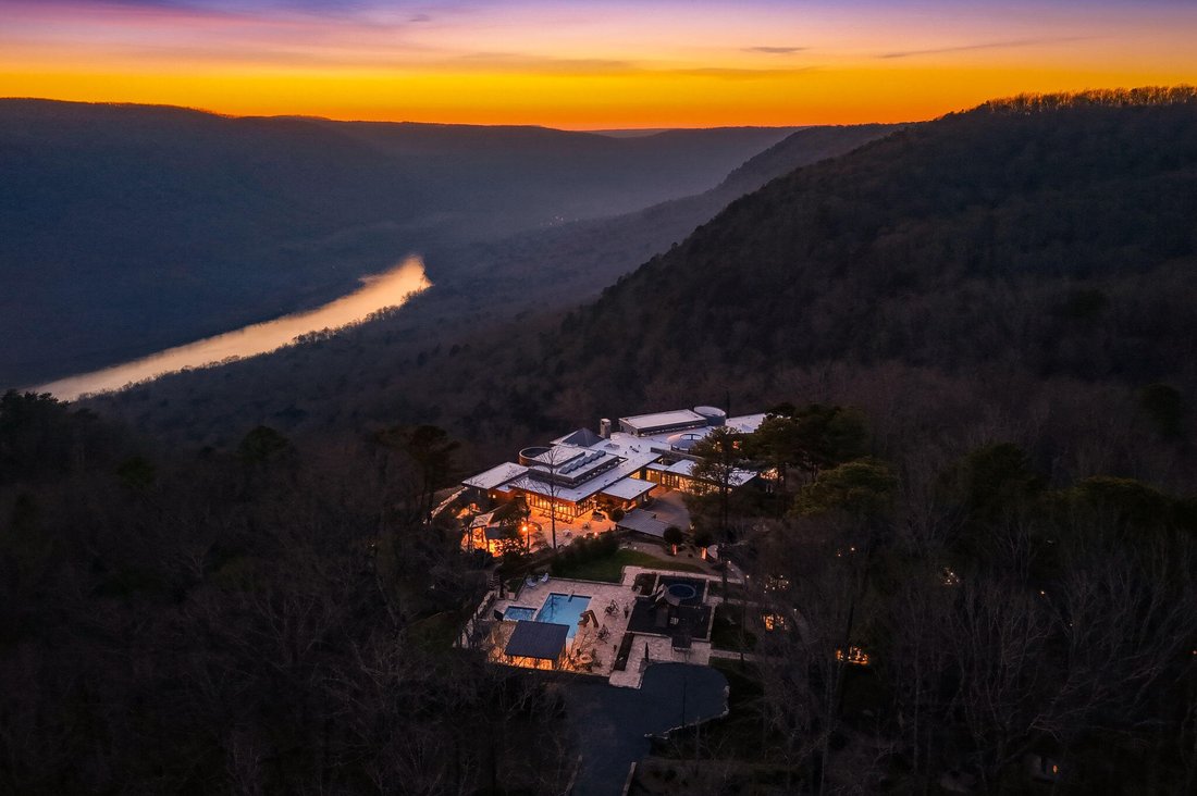 House in Chattanooga, Tennessee, United States 2 - 17460092