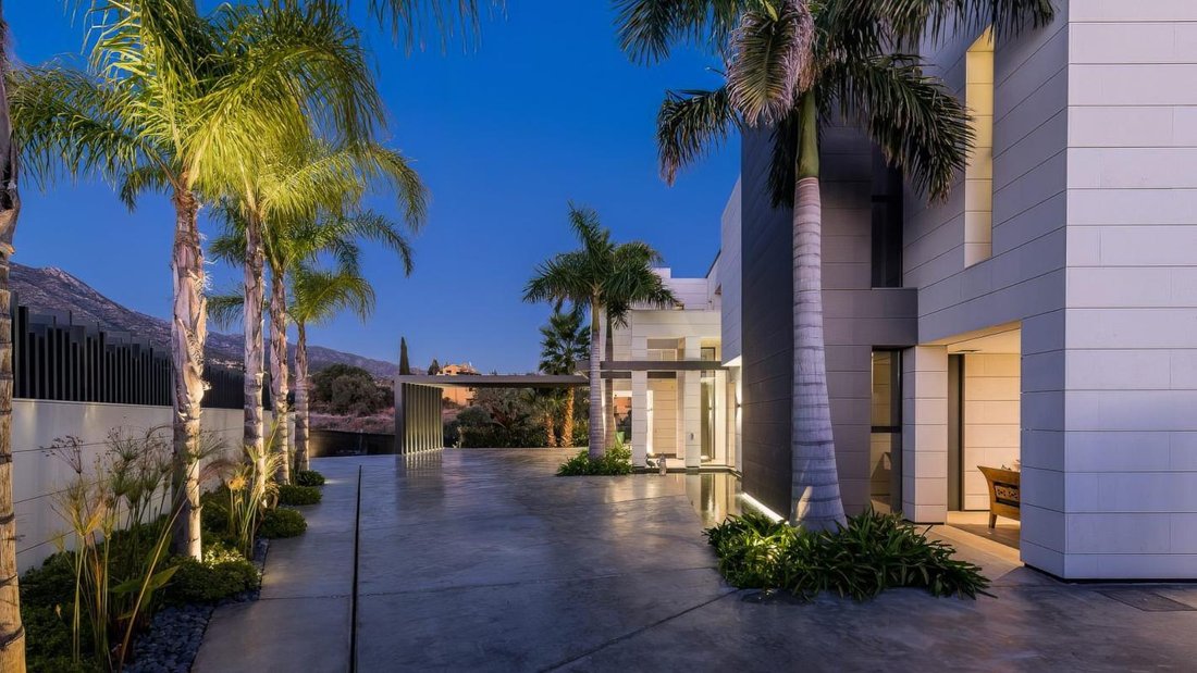 Villa in Marbella, Andalusia, Spain 4 - 17268080