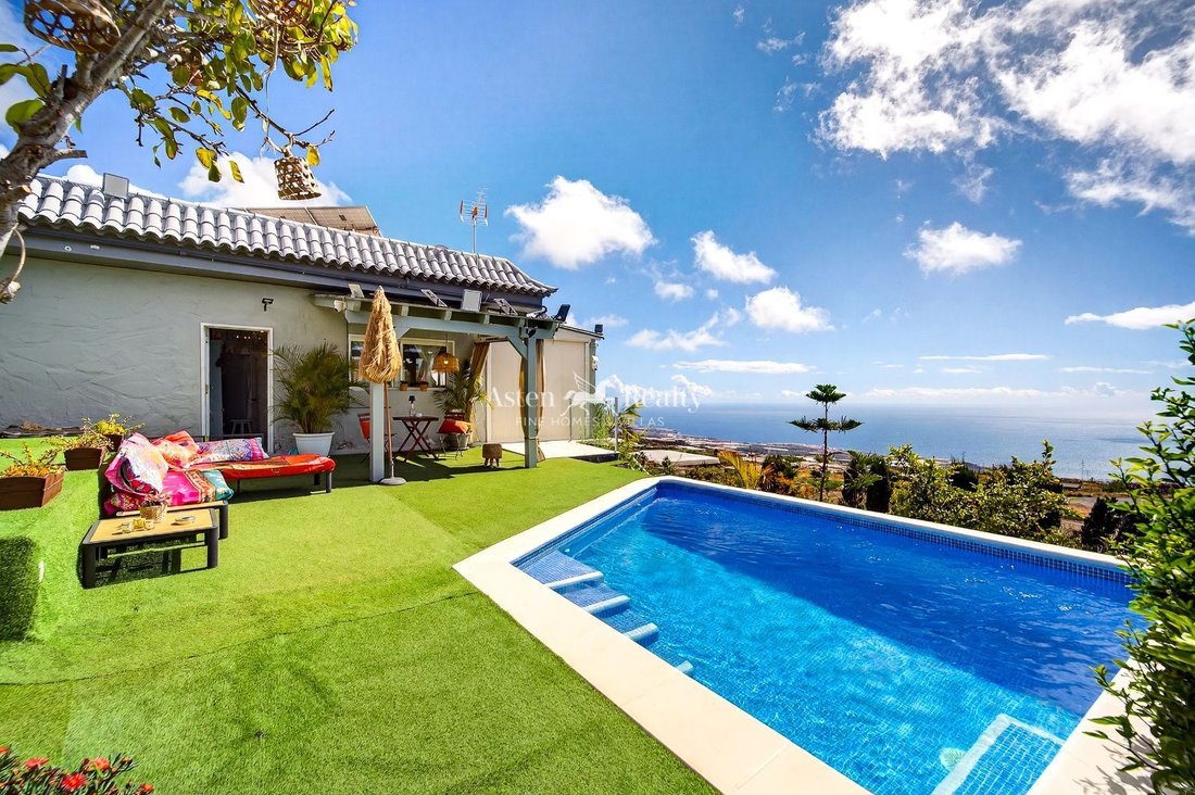 Villa in Guia de Isora, Canary Islands, Spain 2 - 17450596