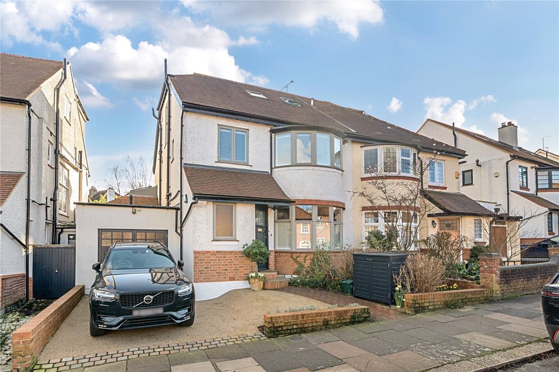 House in Muswell Hill, Haringey, England 2 - 17453358