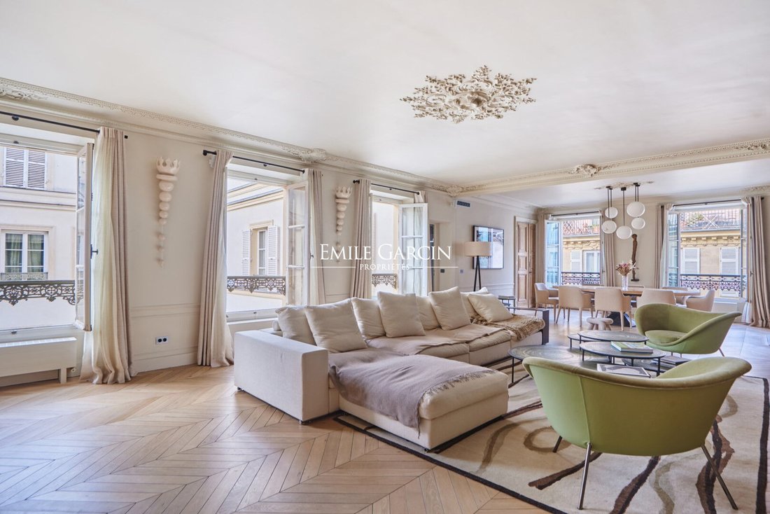 Apartment in Invalides, Paris 7e Arrondissement, Paris 2 - 17454595