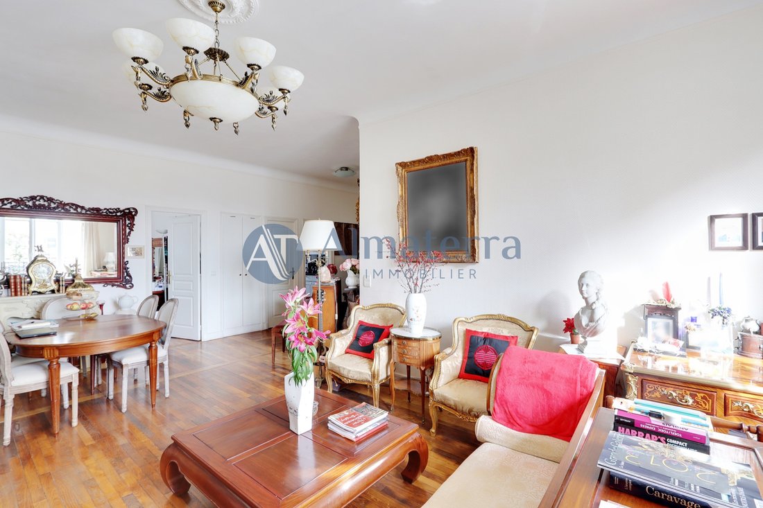 Apartment in Lorette-Martyrs, Paris 9e Arrondissement, Paris 3 - 17451396
