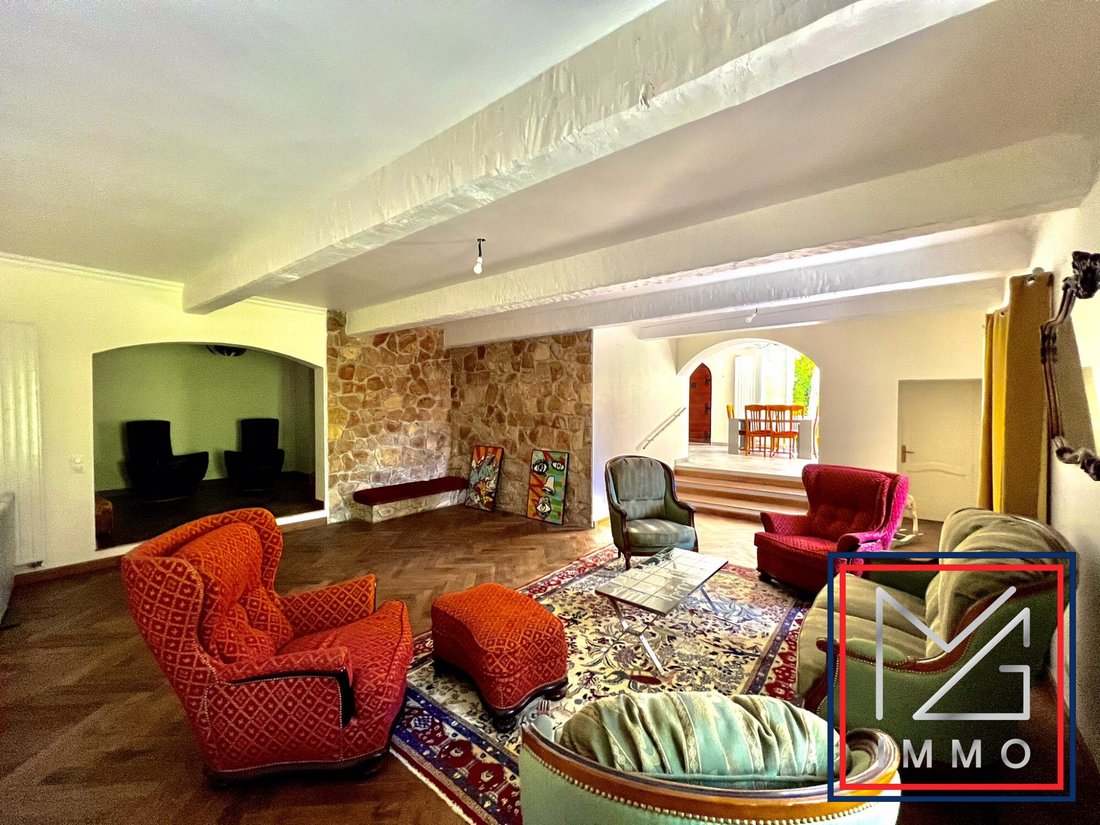 Villa in Six-Fours-les-Plages, Provence-Alpes-Côte d'Azur, France 4 - 17460775