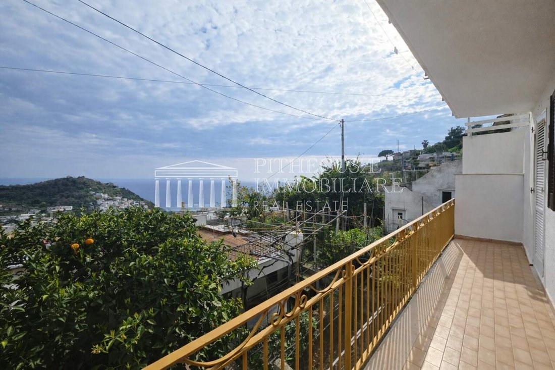 House in Barano d'Ischia, Campania, Italy 1 - 17462532