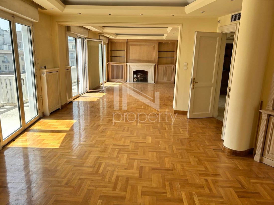 Apartment in Sunoikia Kolonakiou, 1st District of Athens, Athens 4 - 17462504