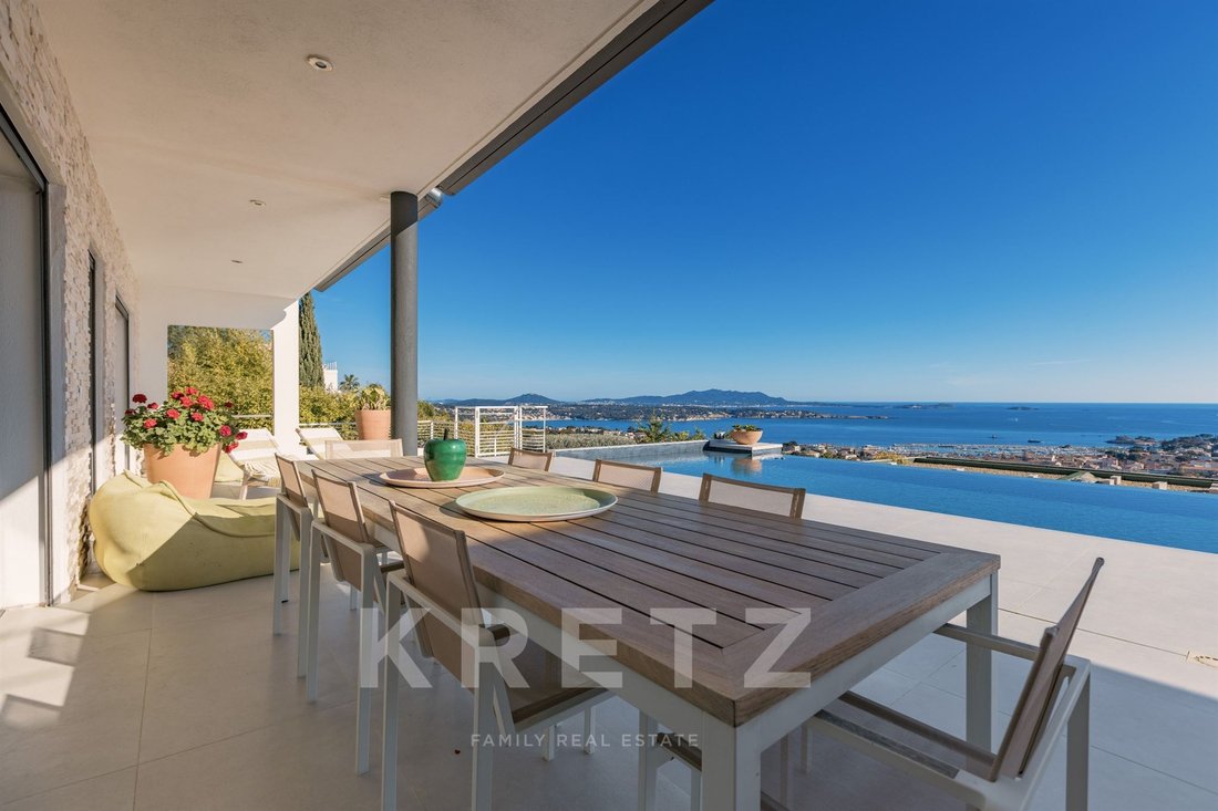 House in Bandol, Provence-Alpes-Côte d'Azur, France 3 - 17457293