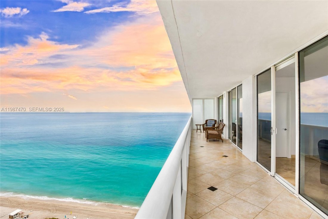 Condo in Hallandale Beach, Florida, United States 1 - 17463408