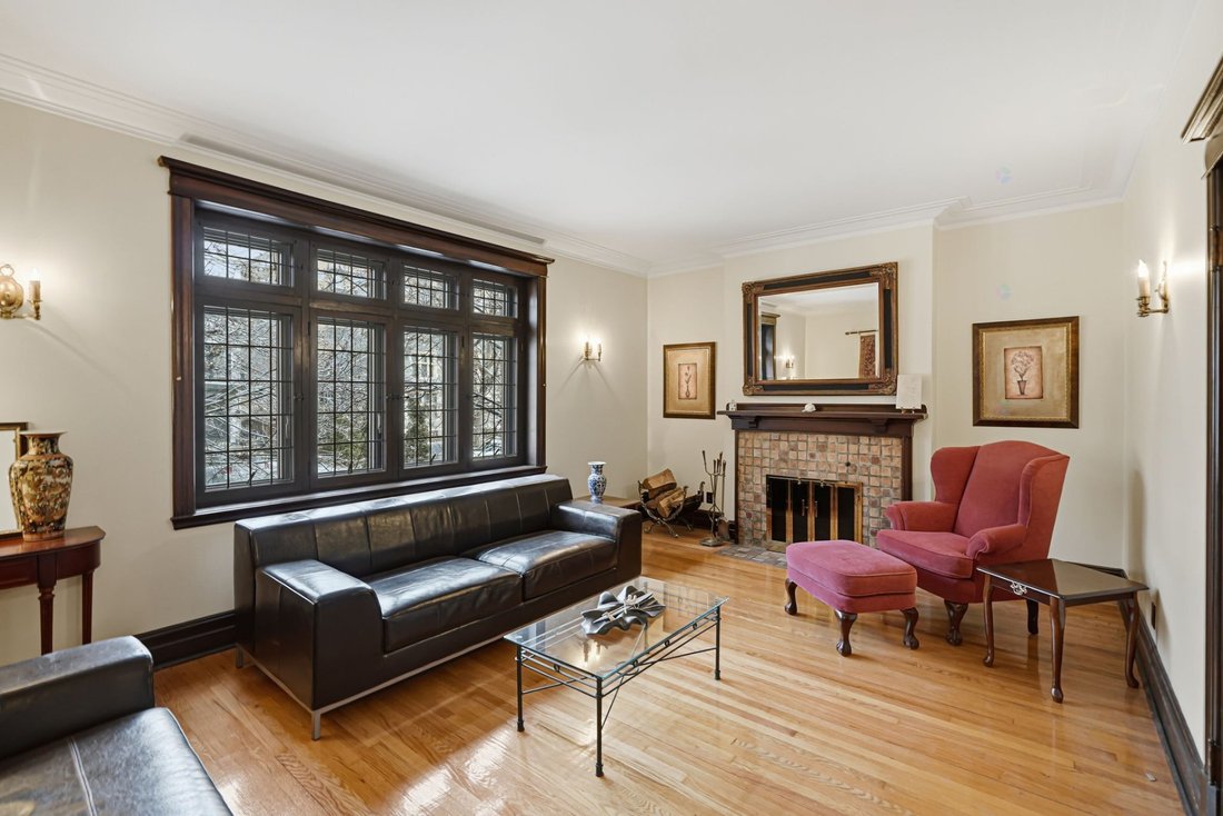 House in Montréal, Quebec, Canada 4 - 17454812