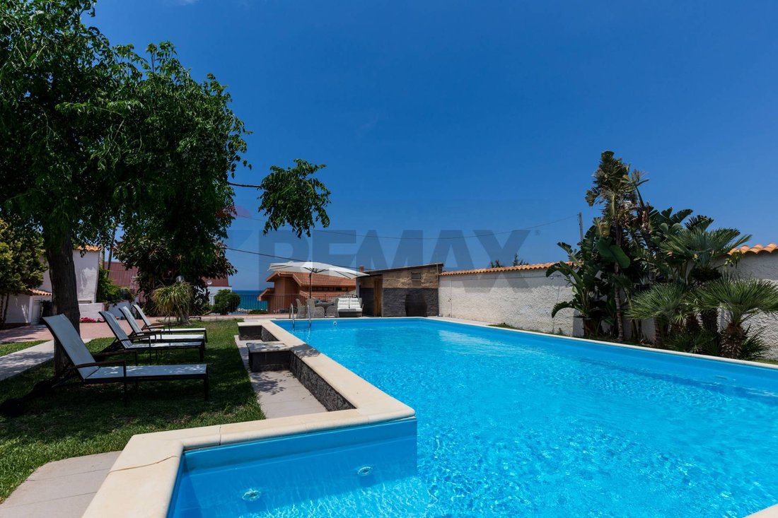 Villa in Cinisi, Sicily, Italy 1 - 17455640