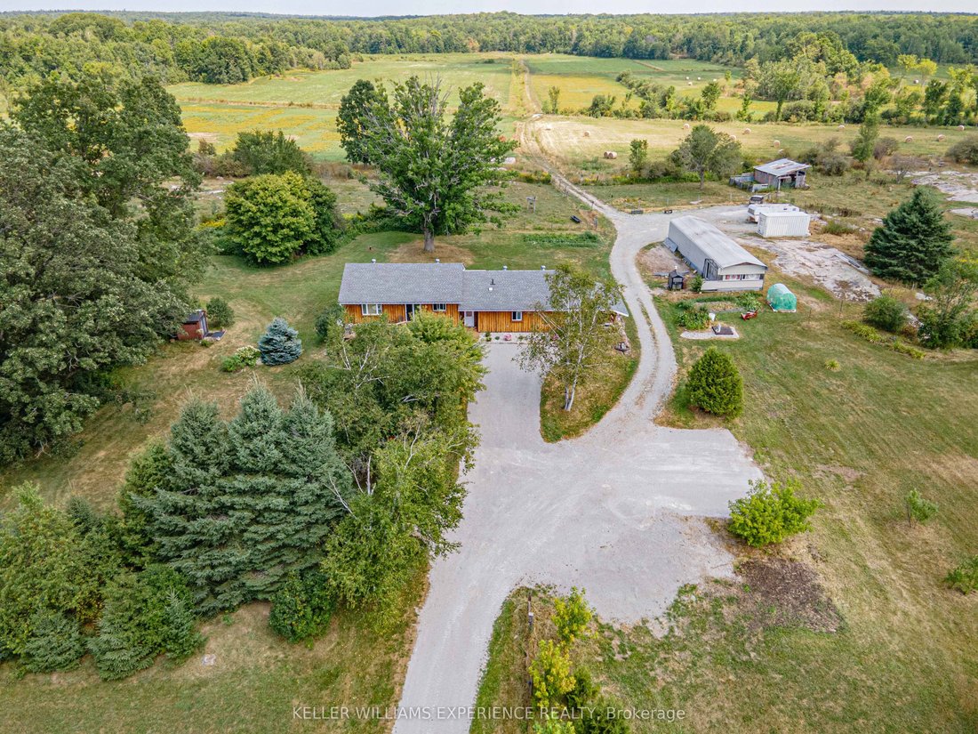 Farm Ranch in Coldwater, Ontario, Canada 1 - 17450706
