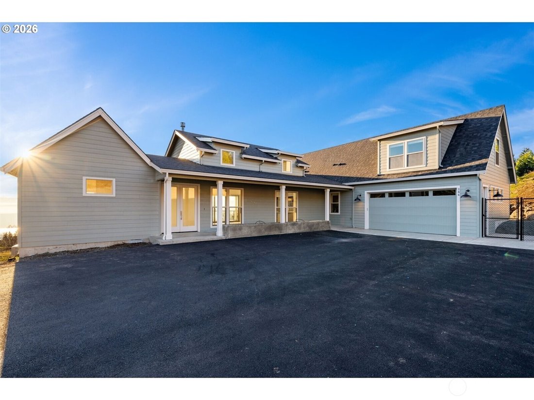 House in Castle Rock, Washington, United States 1 - 17450796