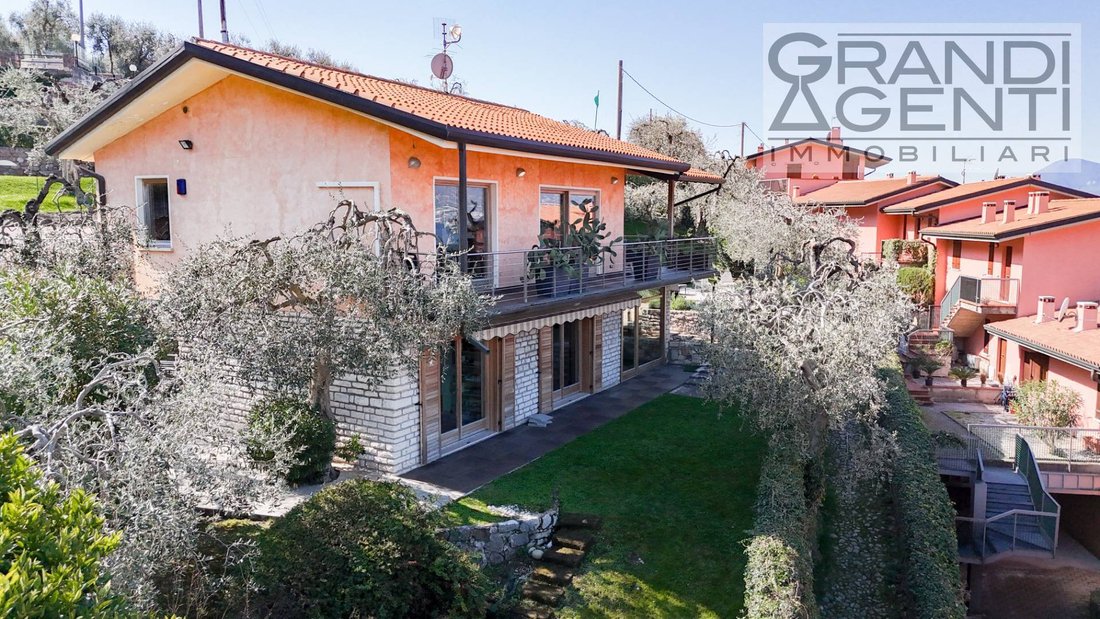 Villa in Brenzone sul Garda, Veneto, Italy 3 - 17455635