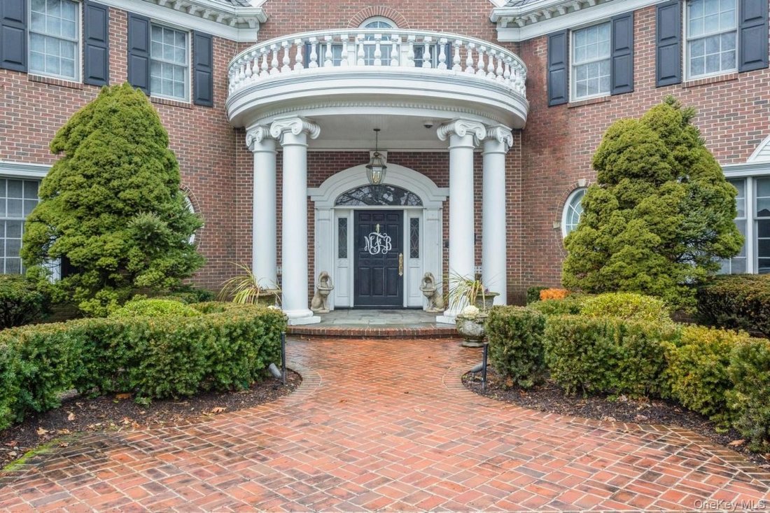 House in Garden City, New York, United States 3 - 17455719
