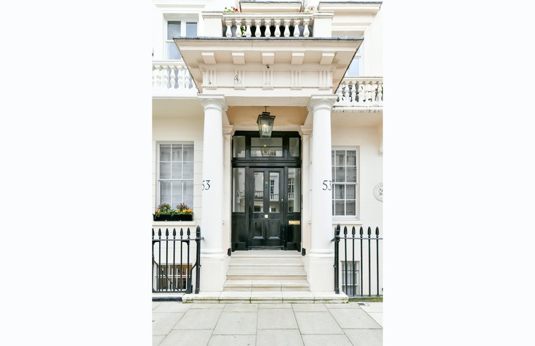 Apartment in Belgravia, Westminster, England 1 - 17453984