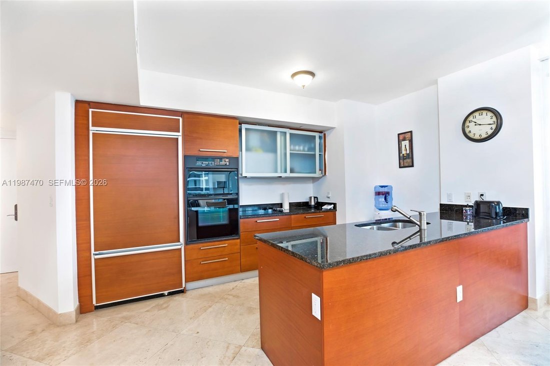 Condo in Hallandale Beach, Florida, United States 4 - 17463408