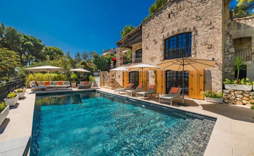 Villa in Antibes, Provence-Alpes-Côte d'Azur, France 1