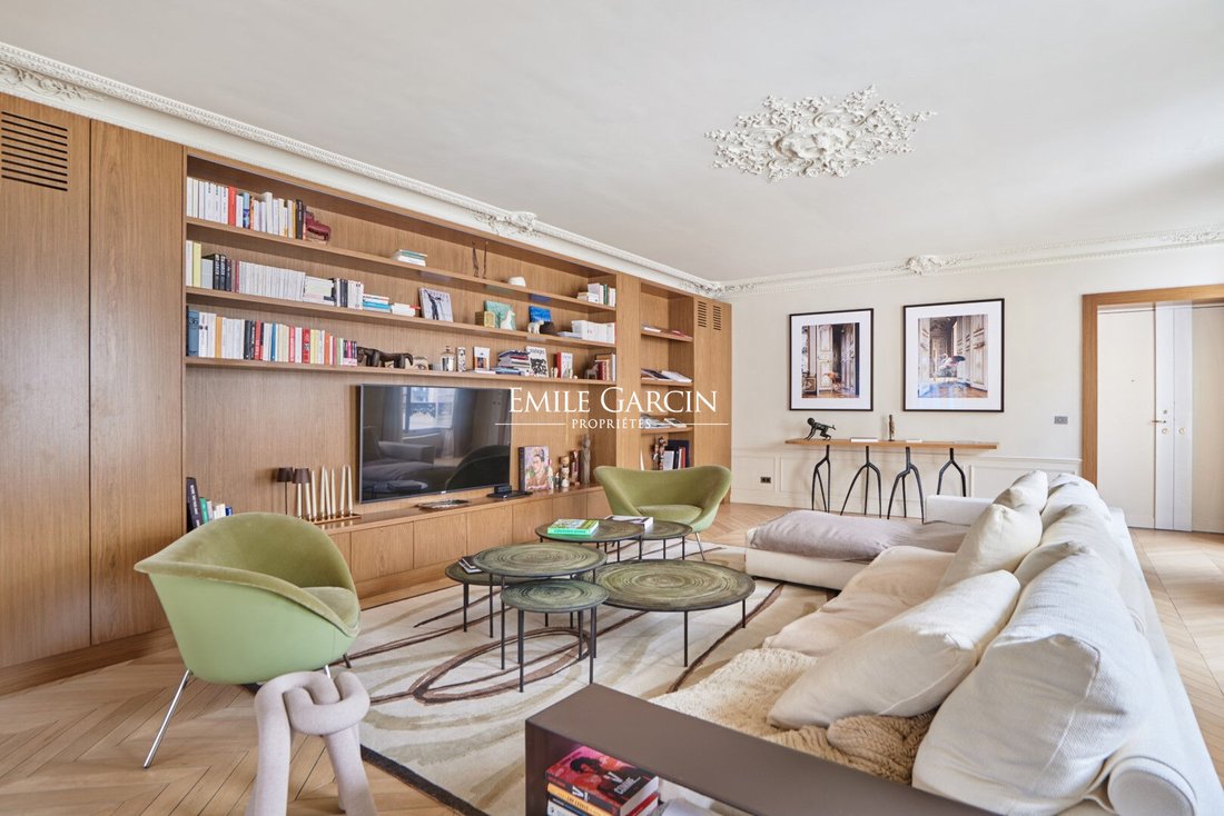 Apartment in Invalides, Paris 7e Arrondissement, Paris 4 - 17454595