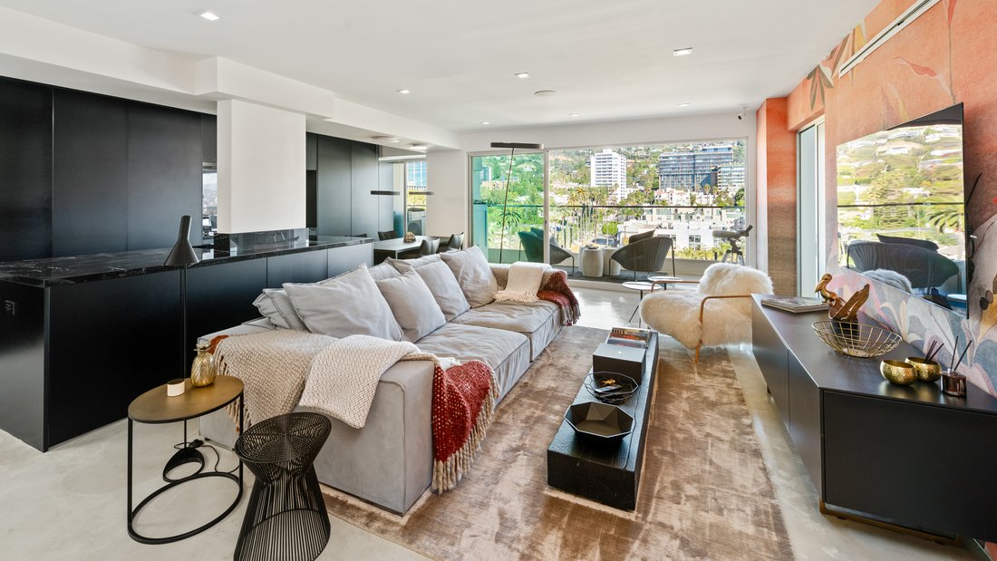 Condo in Los Angeles, California, United States 4 - 17335384