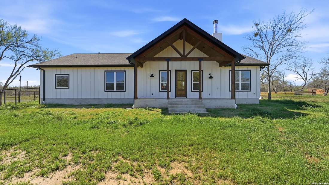 House in Seguin, Texas, United States 2 - 17456670