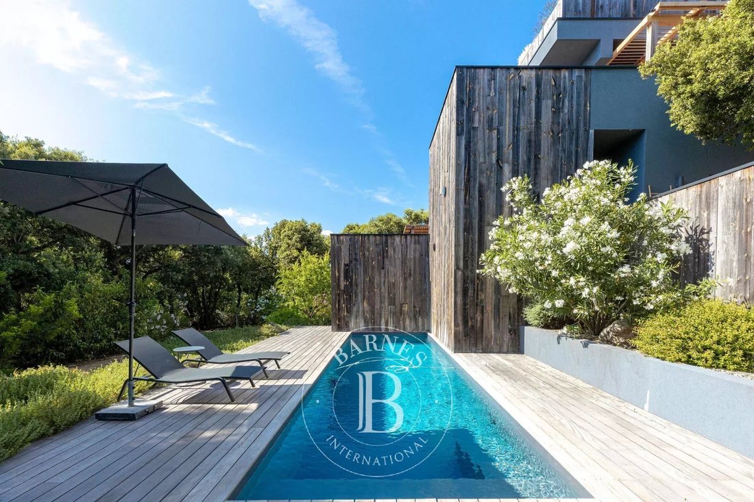Villa in Lecci, Corsica, France 3 - 17454508