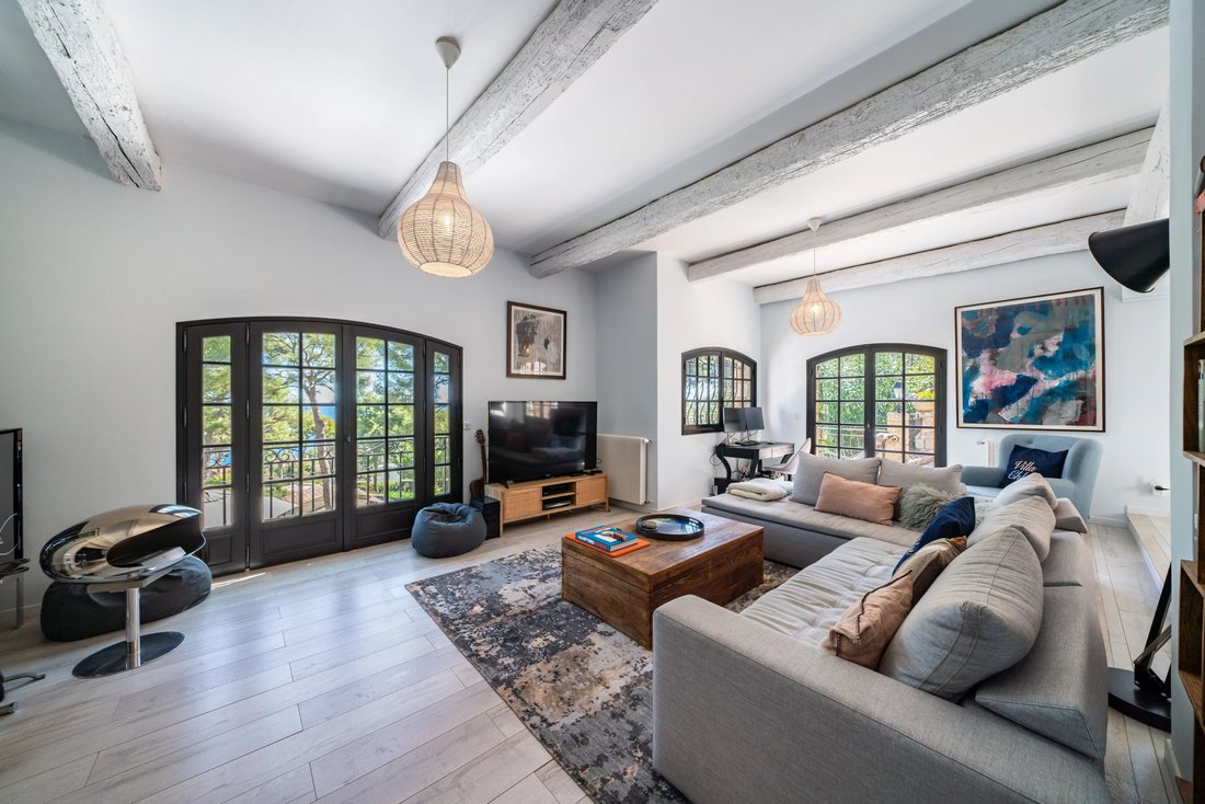 Villa in Antibes, Provence-Alpes-Côte d'Azur, France 3 - 17451498