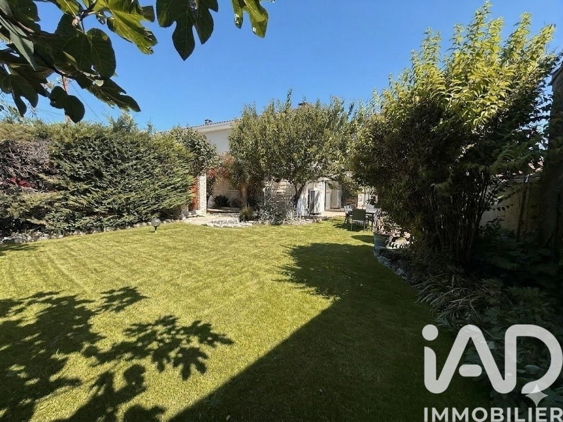 House in Dompierre-sur-Mer, Nouvelle-Aquitaine, France 2 - 17459891