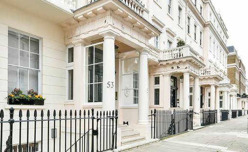 Apartment in Belgravia, Westminster, England 1