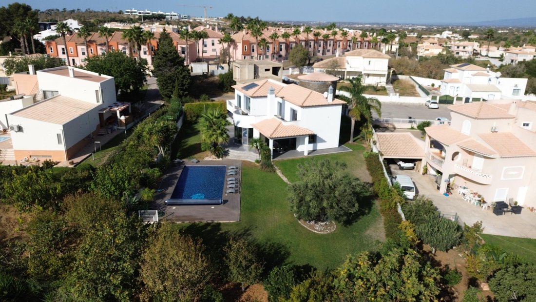 Villa in Olhos de Agua, Algarve, Portugal 3 - 16479397