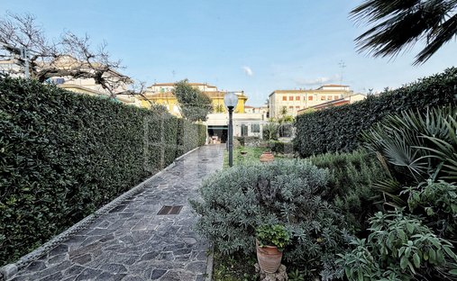 Apartment in Filzi - Shangay, Livorno, Tuscany 1