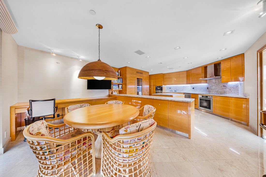 Condo in Aventura, Florida, United States 1 - 17450295